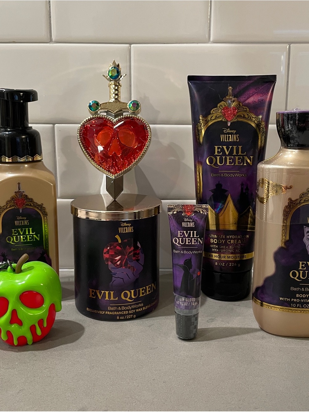 Bath & Body Works Evil Queen Bath & Body Set - Purple, Gold, Red, Green